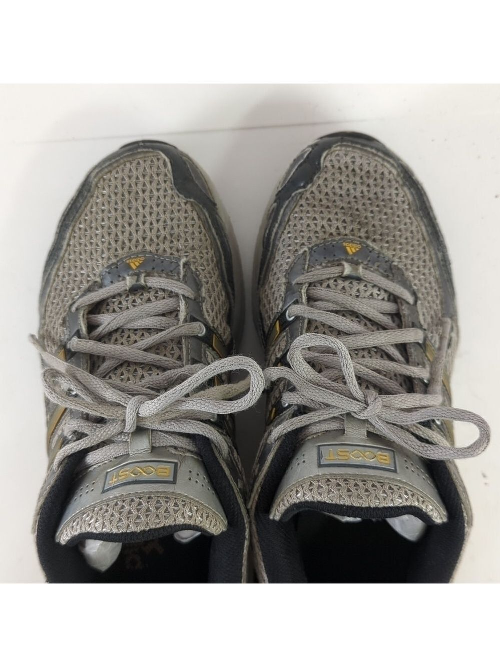 ADIDAS Boost shoes - Picture 2 of 5